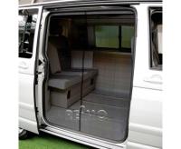 hor-voor-de-schuifdeur-vwt5-california-met-comfort-voering-vanaf-2010_thb.jpg