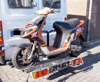 scooter-drager-voor-trekhaak-90kg-laadvermogen_thb.jpg